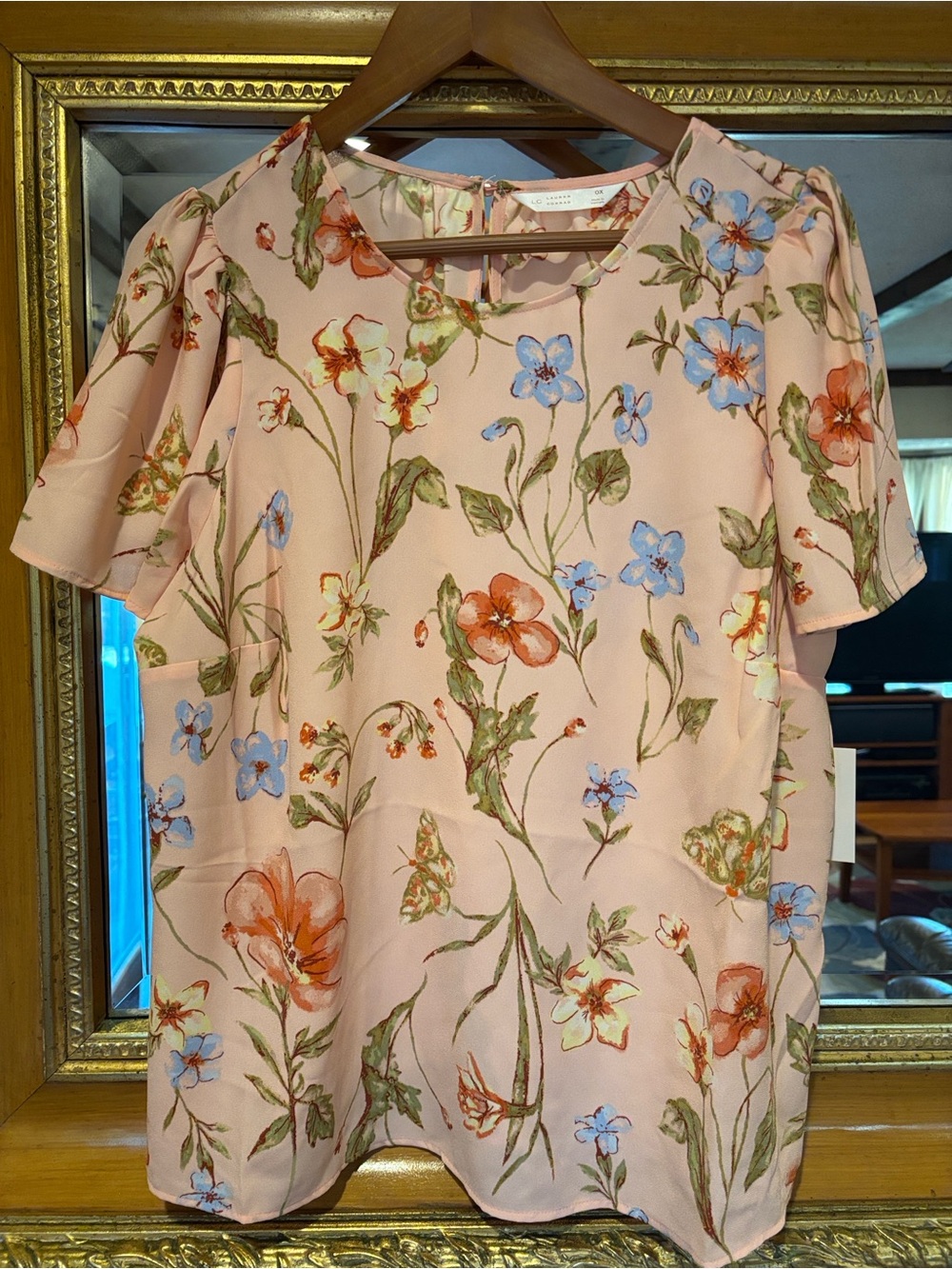 NWT Lauren Conrad Pink Floral Top - Size 0X